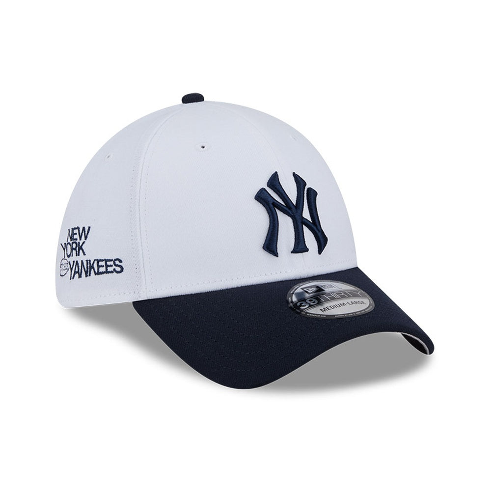 New Era 39THIRTY Modern Essentials New York Yankees - White - Image 3