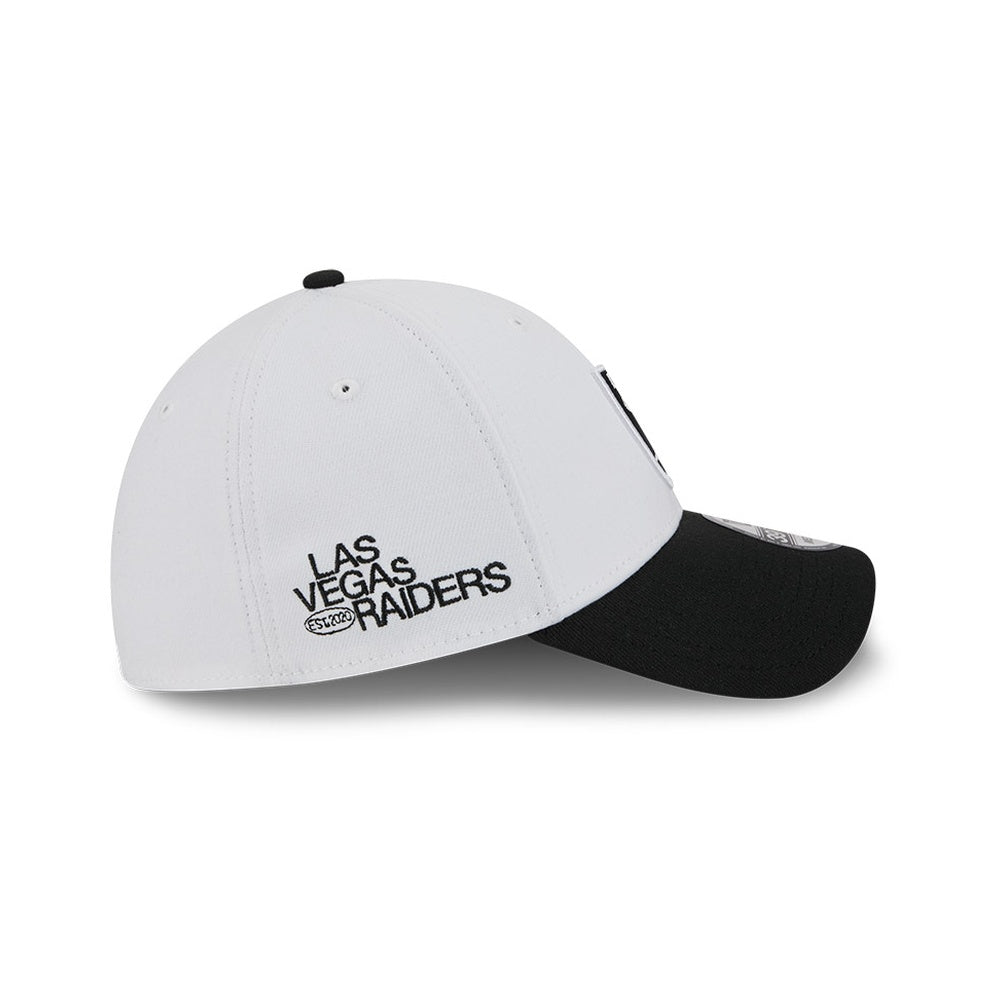New Era 39THIRTY Modern Essentials Las Vegas Raiders - White - Image 6