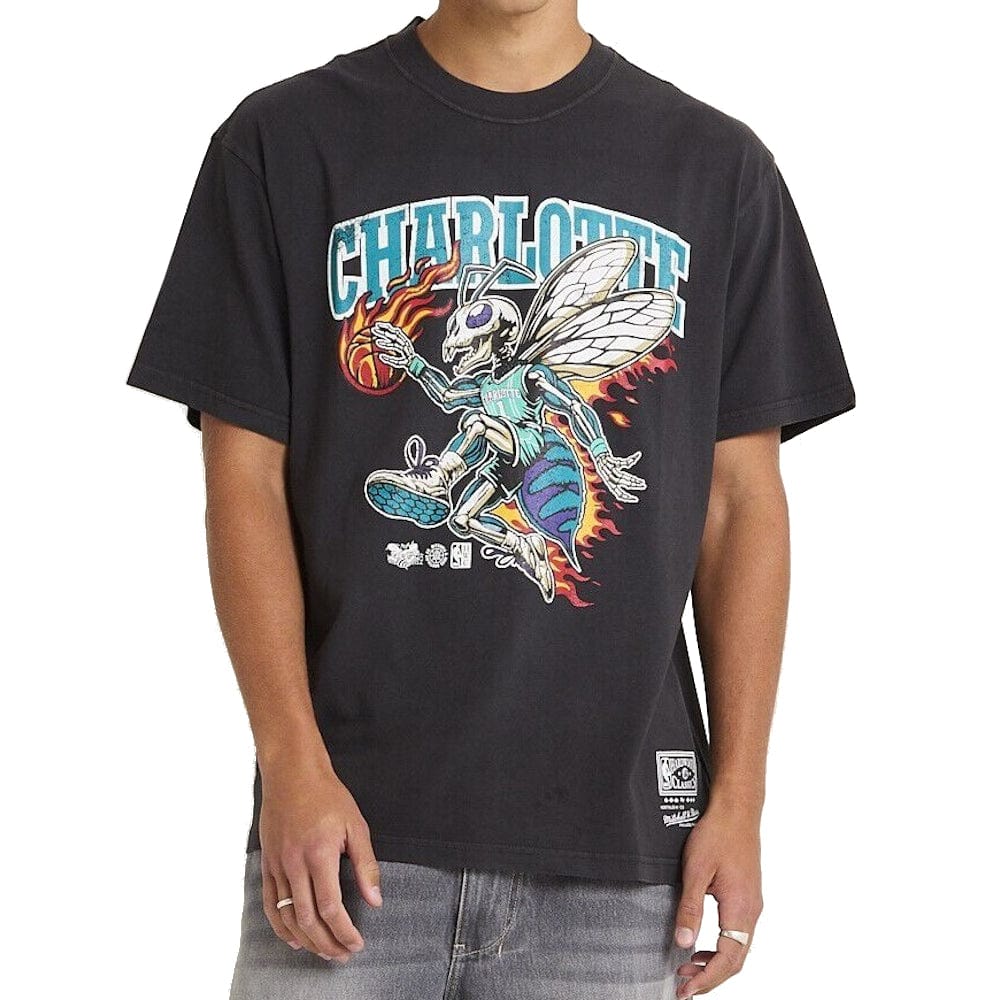 Mitchell & Ness On Fire Tee Charlotte Hornets - Overdyed Black