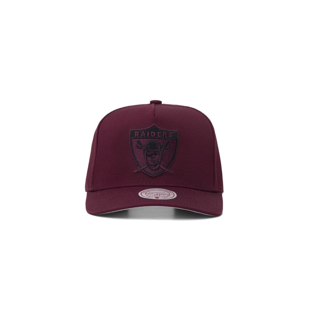 Mitchell & Ness Lacquer Pro Pinch Snapback Oakland Raiders - Fig