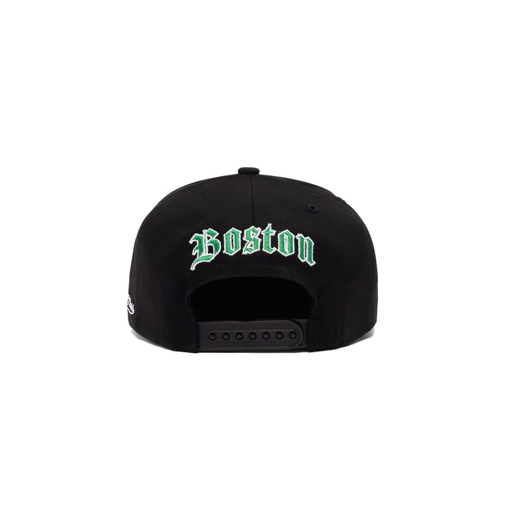 Mitchell & Ness Old English Pro Pinch Snapback Boston Celtics - Black