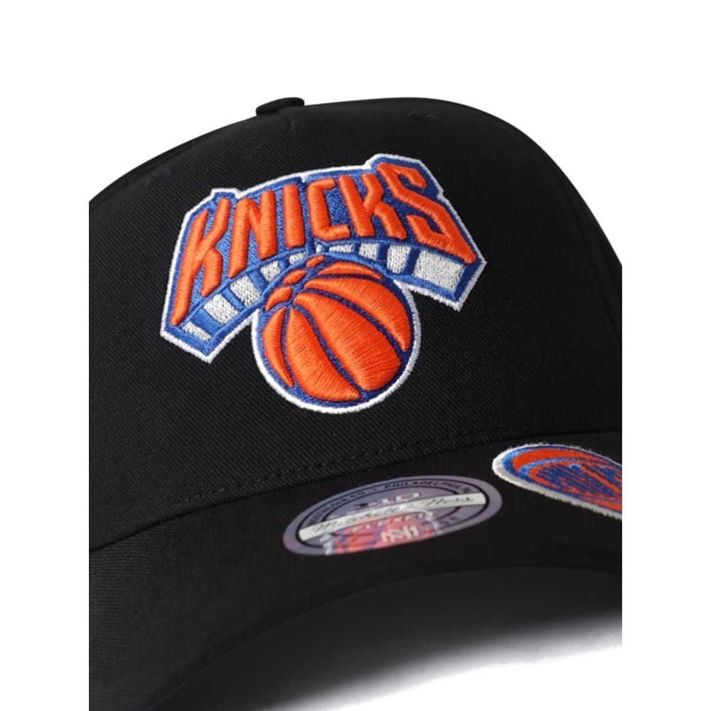 Mitchell & Ness X Flexfit 110 Double Up Snapback New York Knicks - Black
