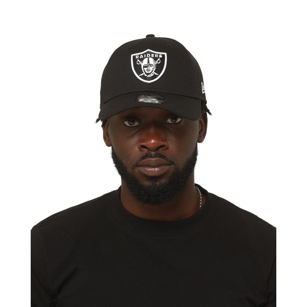 New Era 39THIRTY 2-Tone NFL A-Frame Fitted Cap Las Vegas Raiders - Chrome White / Black