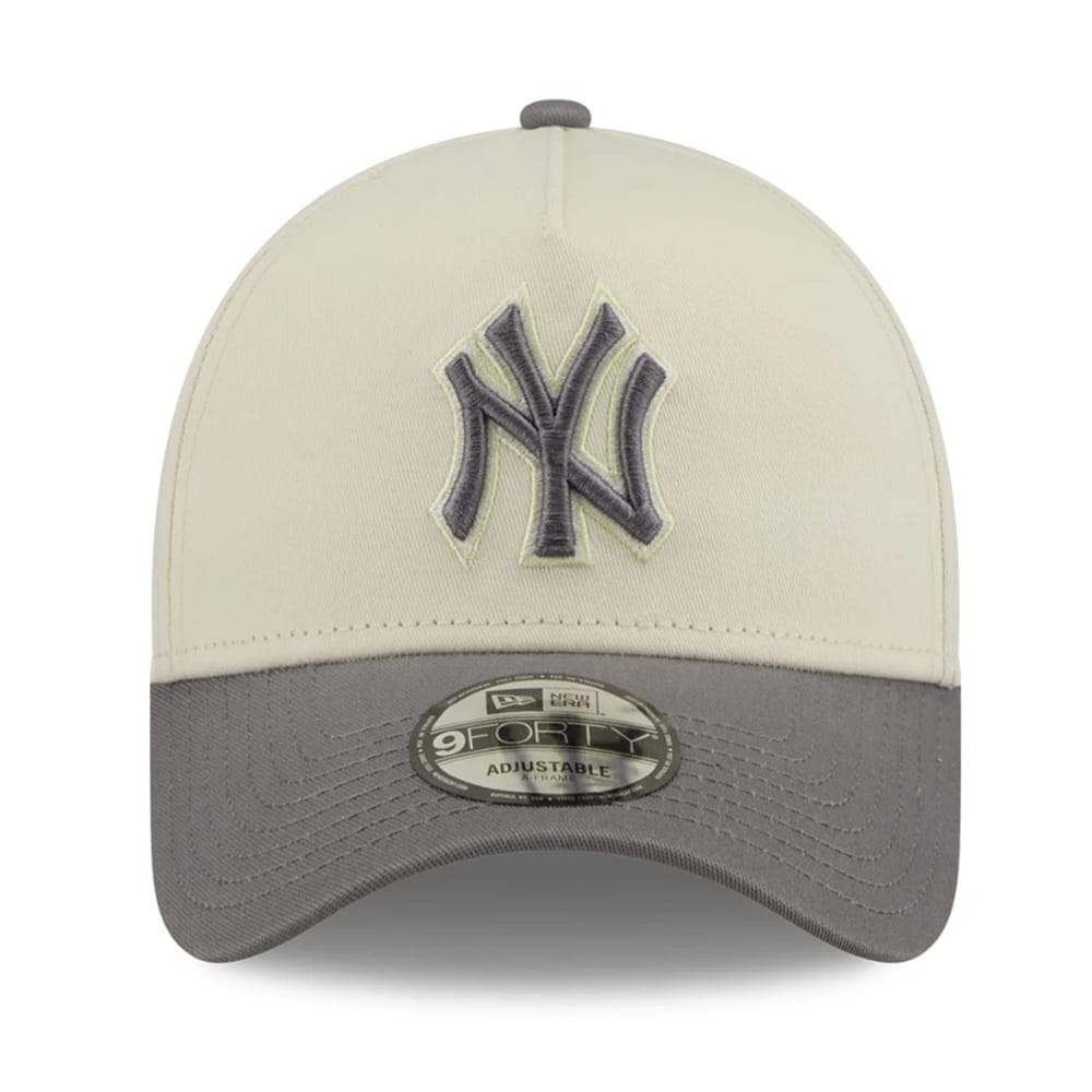 New Era 9FORTY A-Frame Cockatoo Snapback New York Yankees - Chrome White / Steel Grey