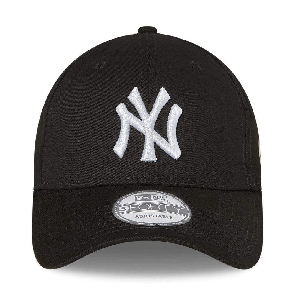 New Era 940 Strapback New York Yankees - Black / White