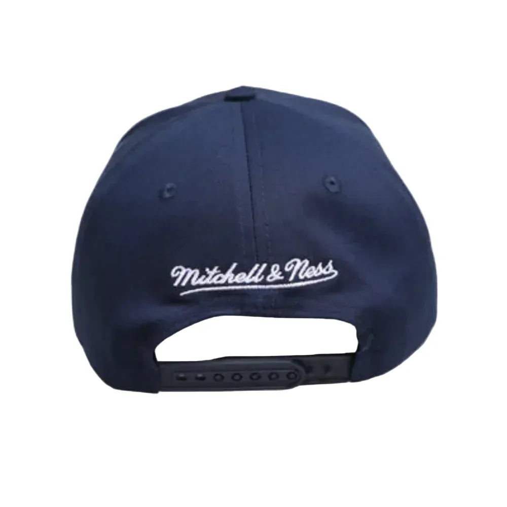 Mitchell & Ness Upside Down Logo Pro Pinch Snapback Cleveland Cavaliers - Navy