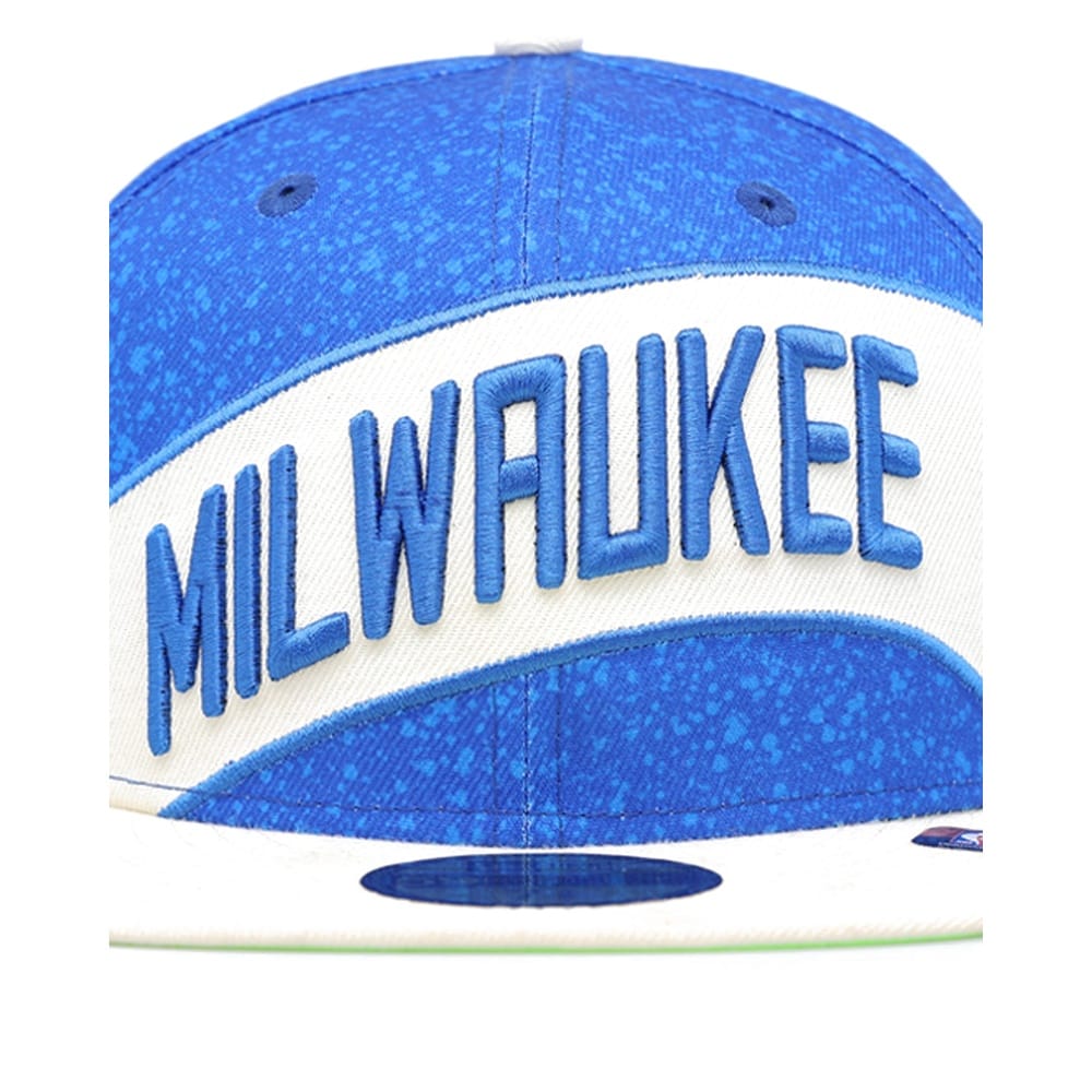 New Era 59FIFTY Fitted Cap Letterman Pin Milwaukee Bucks Cord - Green
