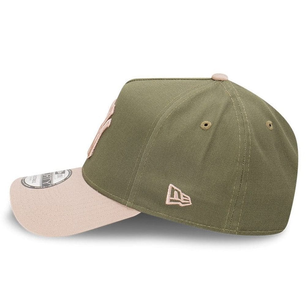 New Era 9FORTY Vintage Olive A-Frame Snapback New York Yankees - New Olive / Ash Brown