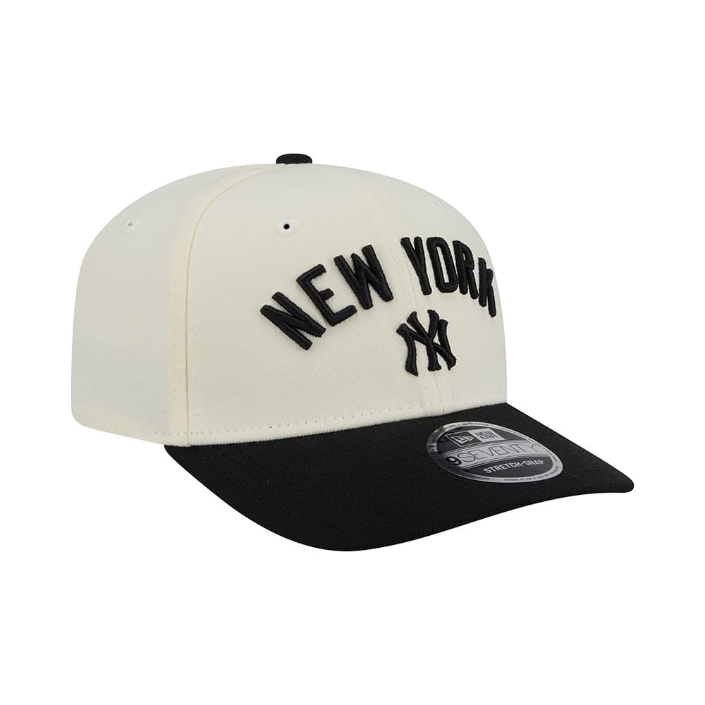 New Era 9SEVENTY Stretch-Snap New York Yankees - Cream / Black