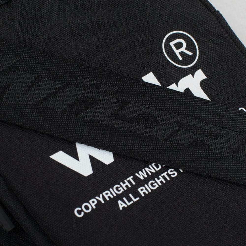 WNDRR Offside Cut Bag - Black